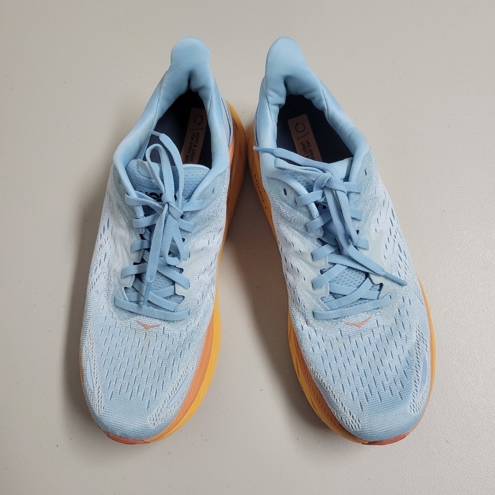 Hoka One One Clifton 8 Women's Size 10.5B.